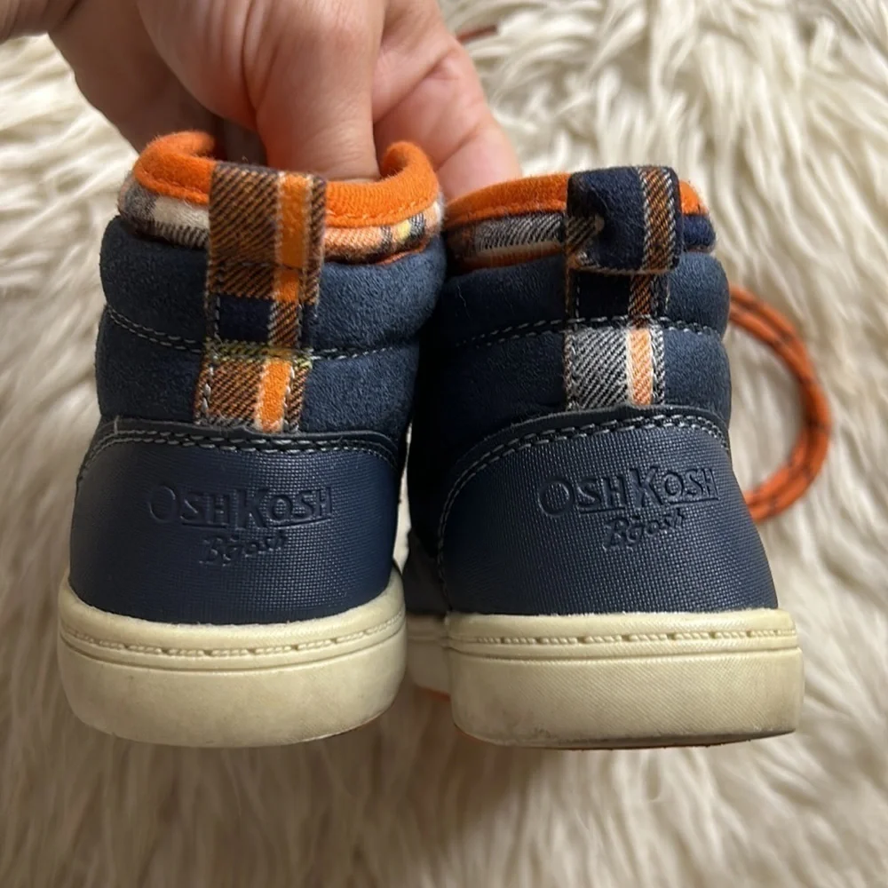 OshKosh B’Gosh high top sneaker boys size 10 navy blue orange